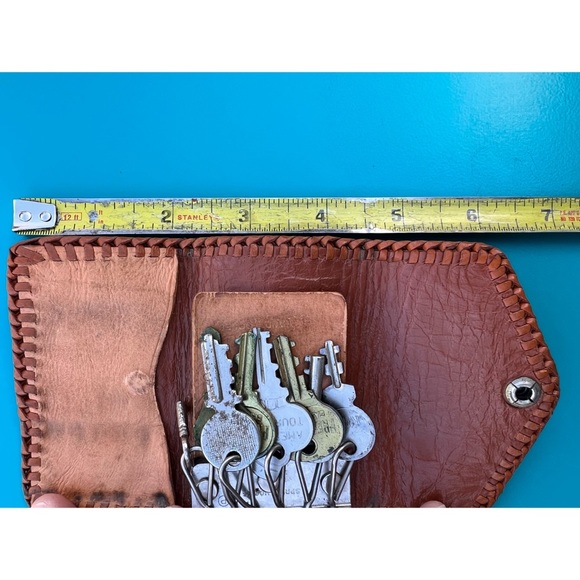 vintage Clifton’s hand tooled key wallet - Picture 15 of 15